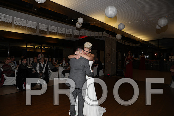 8L2A3723 Wedding Photos - First Dance