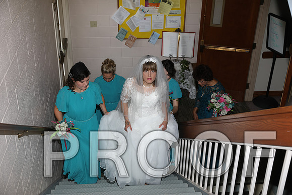 8L2A0713 Wedding  The Bride with family and the bridemaids