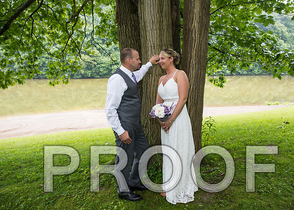 8L2A2124 aaa Wedding - The Bride and Groom