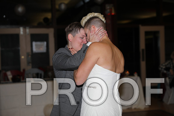8L2A3757 Wedding Photos - First Dance