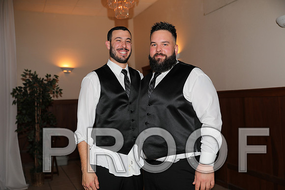 8L2A6534 Wedding Photos - Let the Party Start
