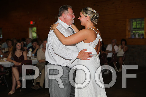 8L2A2738 Wedding - Father / Daughter Dance