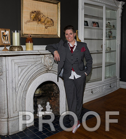 8L2A3180 aaa Wedding Photos - The groom and family getting ready