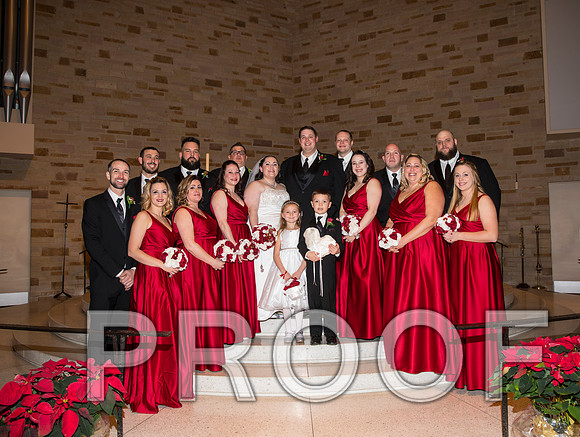 8L2A5955 aaa Wedding Photos - Bride & Groom with family