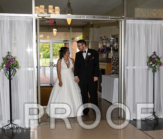 8L2A6109 aaa Wedding - Reception with Family and Friends