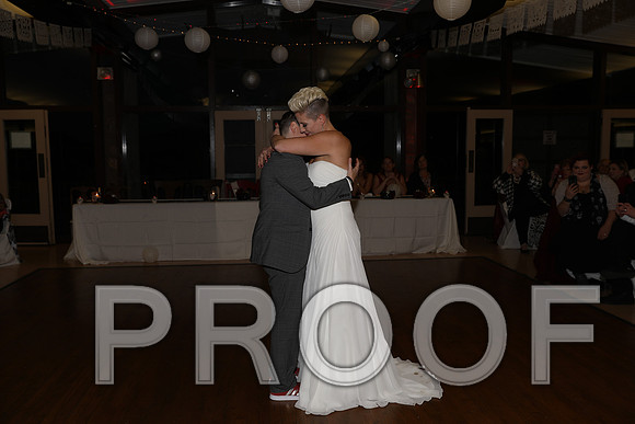 8L2A3712 Wedding Photos - First Dance
