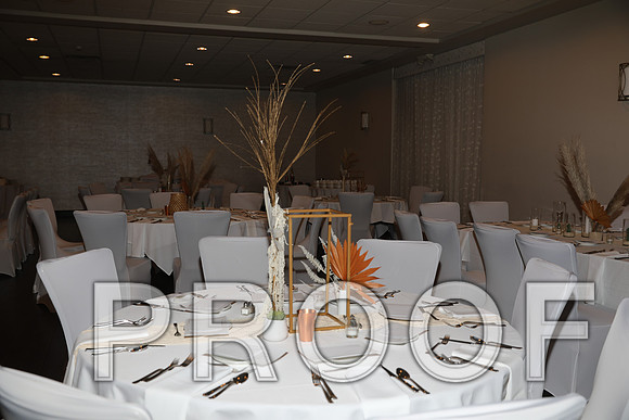 8L2A6504 Beautiful event surrounded by family and friends