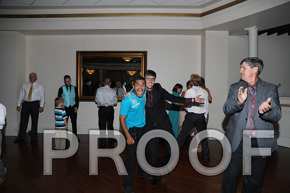 8L2A1561 Wedding Reception Let the Party Start