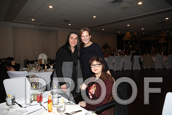 8L2A6744 Beautiful event surrounded by family and friends