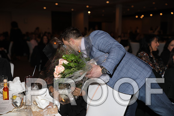 8L2A6837 Beautiful event surrounded by family and friends