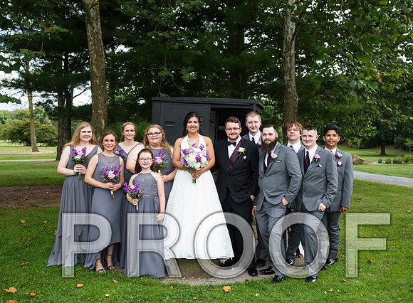 8L2A5874 aaa Wedding - Bride and Groom with the Bridal Party