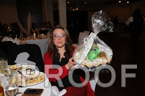 8L2A6814 Beautiful event surrounded by family and friends
