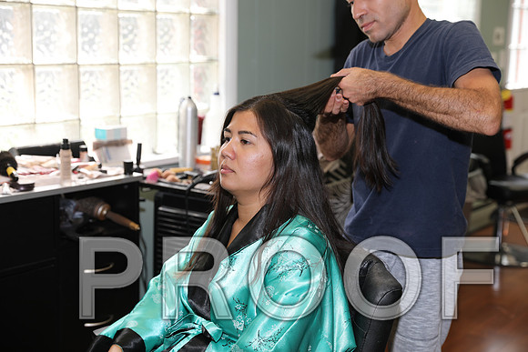8L2A5221 Wedding - Bride getting ready for the big day