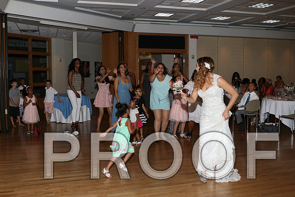 IF6A2913 / The Wedding Reception - Throwing the Flowers