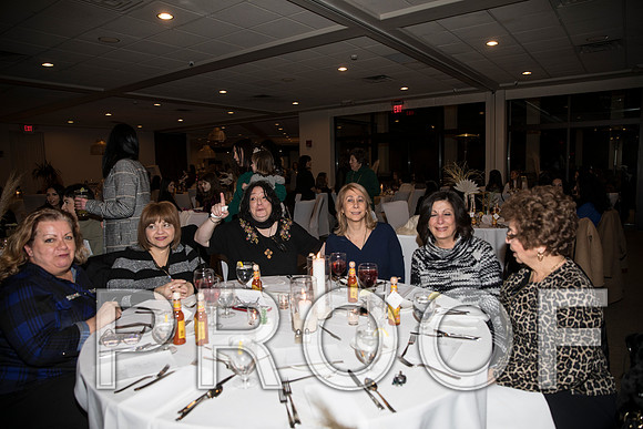 8L2A6714 aaa Beautiful event surrounded by family and friends