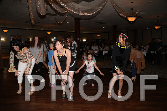 8L2A0225 Guests & Family Dancing and Partying