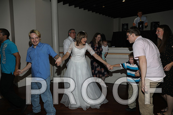 8L2A1598 Wedding Reception Let the Party Start