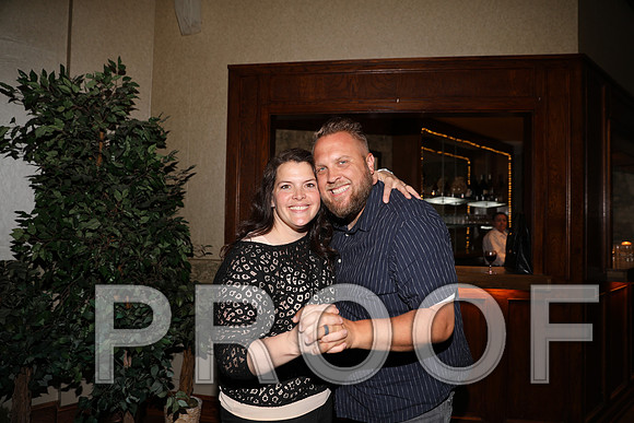 8L2A0082 Guests & Family Dancing and Partying