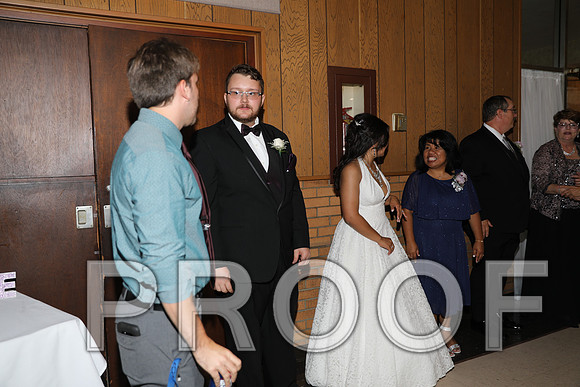8L2A6021 Wedding - Reception with Family and Friends