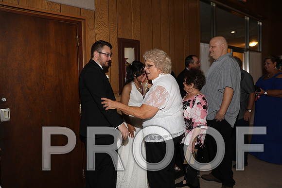 8L2A6024 Wedding - Reception with Family and Friends