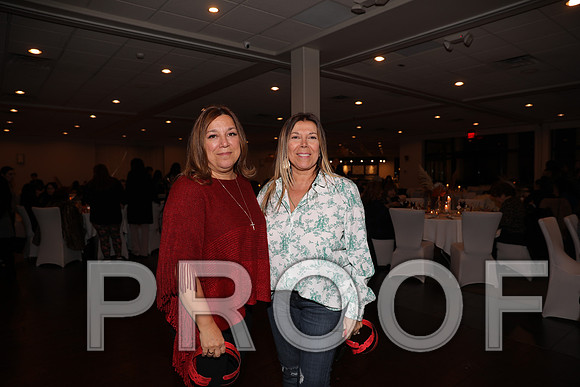 8L2A6634 Beautiful event surrounded by family and friends