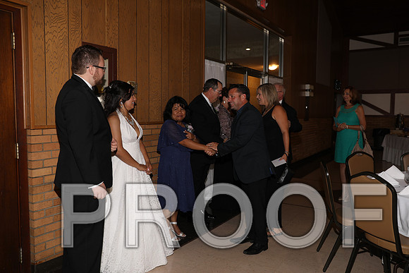 8L2A6033 Wedding - Reception with Family and Friends
