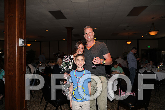 8L2A0106 Guests & Family Dancing and Partying