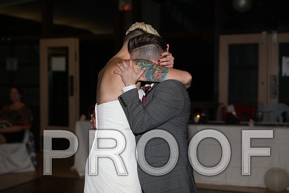 8L2A3733 Wedding Photos - First Dance