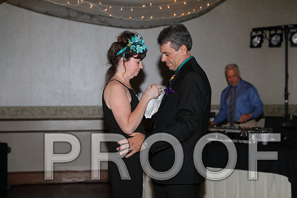 8L2A0046 Surprise Wedding Vow Renewal Ceremony
