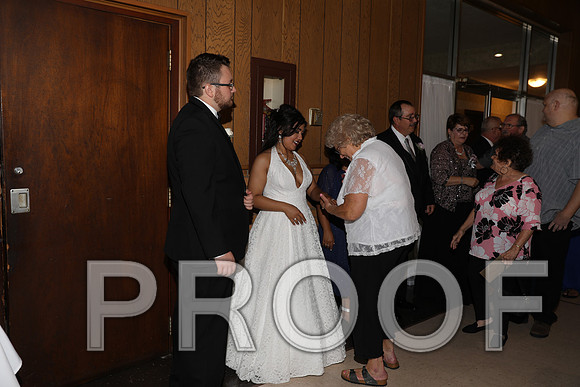 8L2A6023 Wedding - Reception with Family and Friends