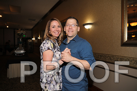 8L2A0076 Guests & Family Dancing and Partying