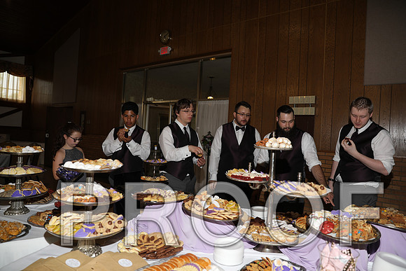 8L2A5982 Wedding - Reception with Family and Friends