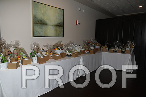 8L2A6514 Beautiful event surrounded by family and friends