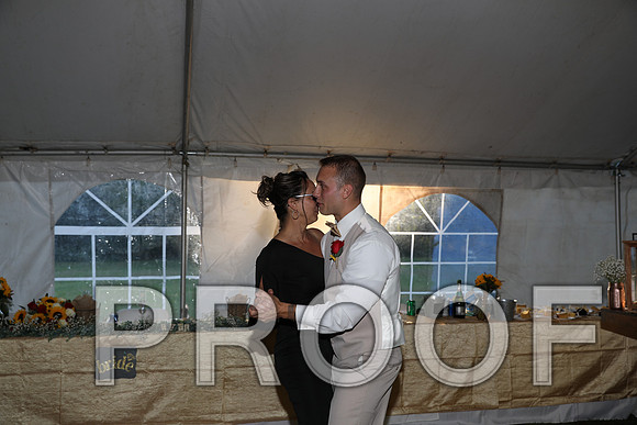 8L2A0001 Wedding - Mother / Son Dance