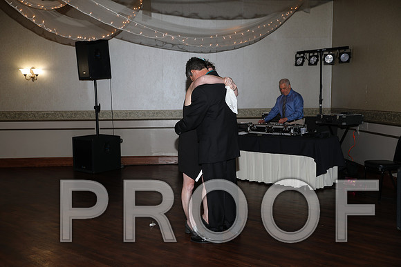 8L2A0048 Surprise Wedding Vow Renewal Ceremony