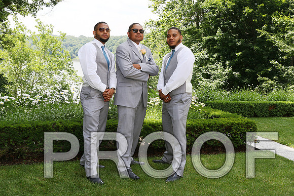 IF6A1560 / Groom preparing for the big day