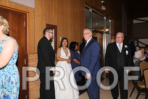 8L2A6064 Wedding - Reception with Family and Friends