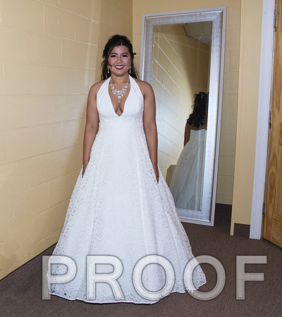 8L2A5312 aaa Wedding - Bride getting ready for the big day