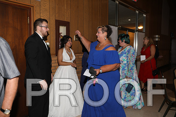 8L2A6026 Wedding - Reception with Family and Friends
