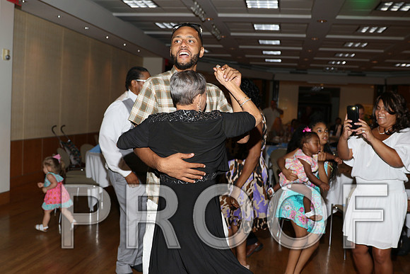 IF6A2890 / The Wedding Reception - Let the Party start