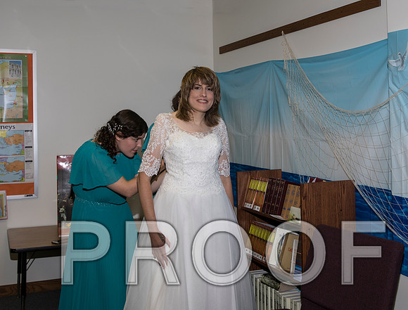 8L2A0552 aaa Wedding - Bride getting ready for the big day
