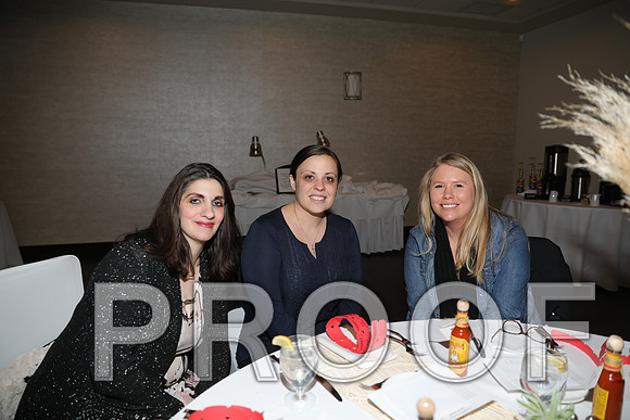 8L2A6612 Beautiful event surrounded by family and friends