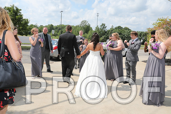 8L2A5711 Wedding - Cheers to the Bride and Groom