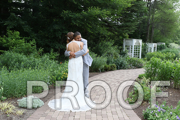 IF6A2102 / The Wedding - The Bride and Groom