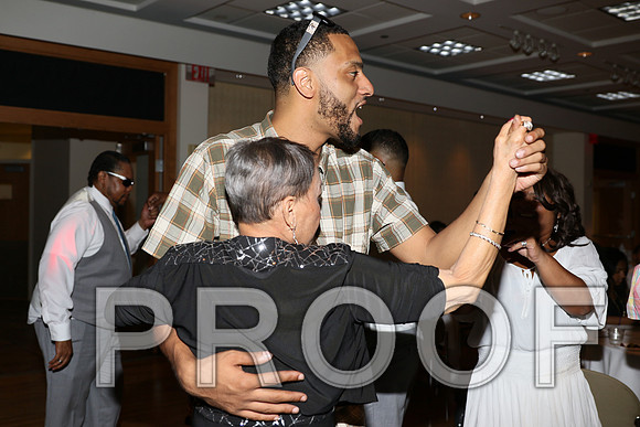 IF6A2895 / The Wedding Reception - Let the Party start
