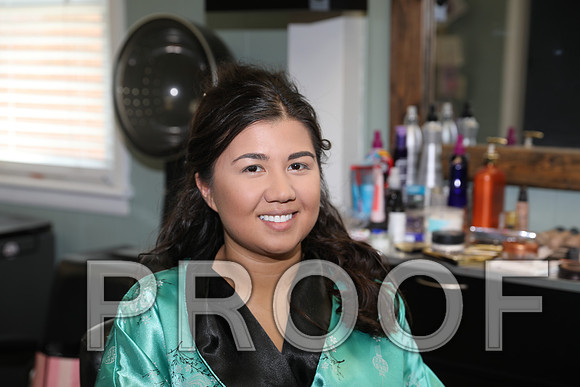 8L2A5244 Wedding - Bride getting ready for the big day