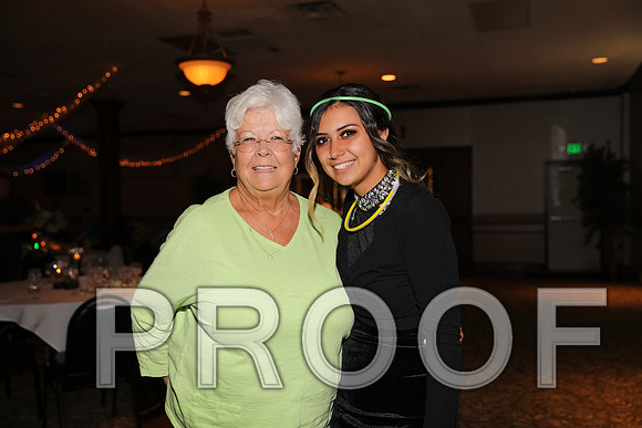 8L2A0140 Guests & Family Dancing and Partying