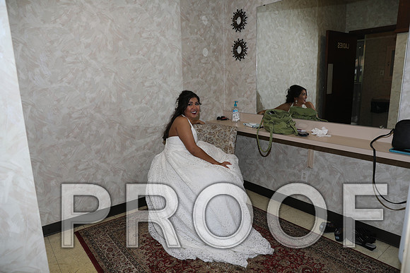 8L2A5944 Wedding - Reception with Family and Friends