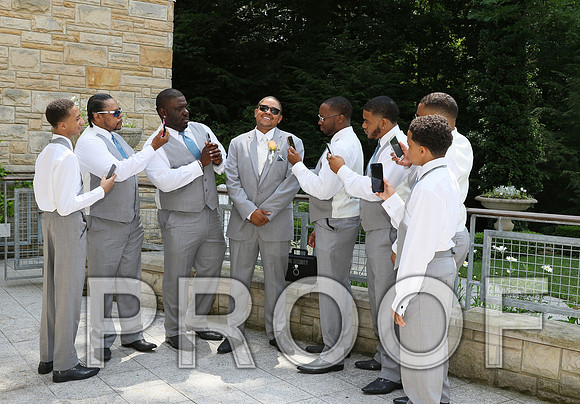 IF6A1519 / Groom preparing for the big day