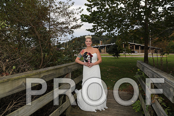 8L2A3474 Wedding Photos - the bride and groom along with the bridal party